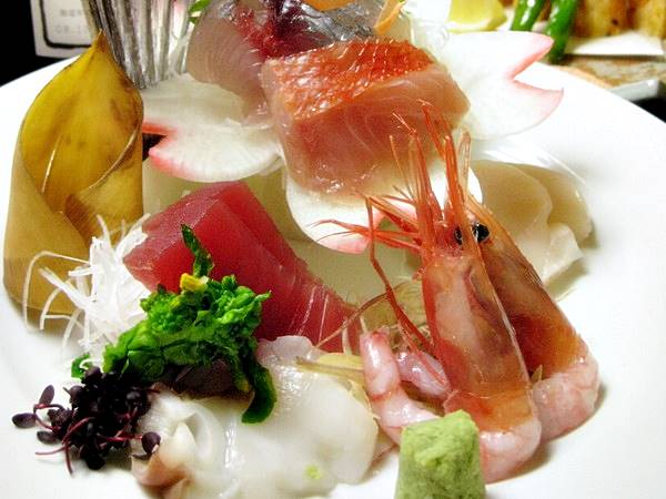 居酒屋 月うさぎ「もつ鍋 焼き鳥 刺し身」がおすすめ｜東京都｜台東区｜荒川区